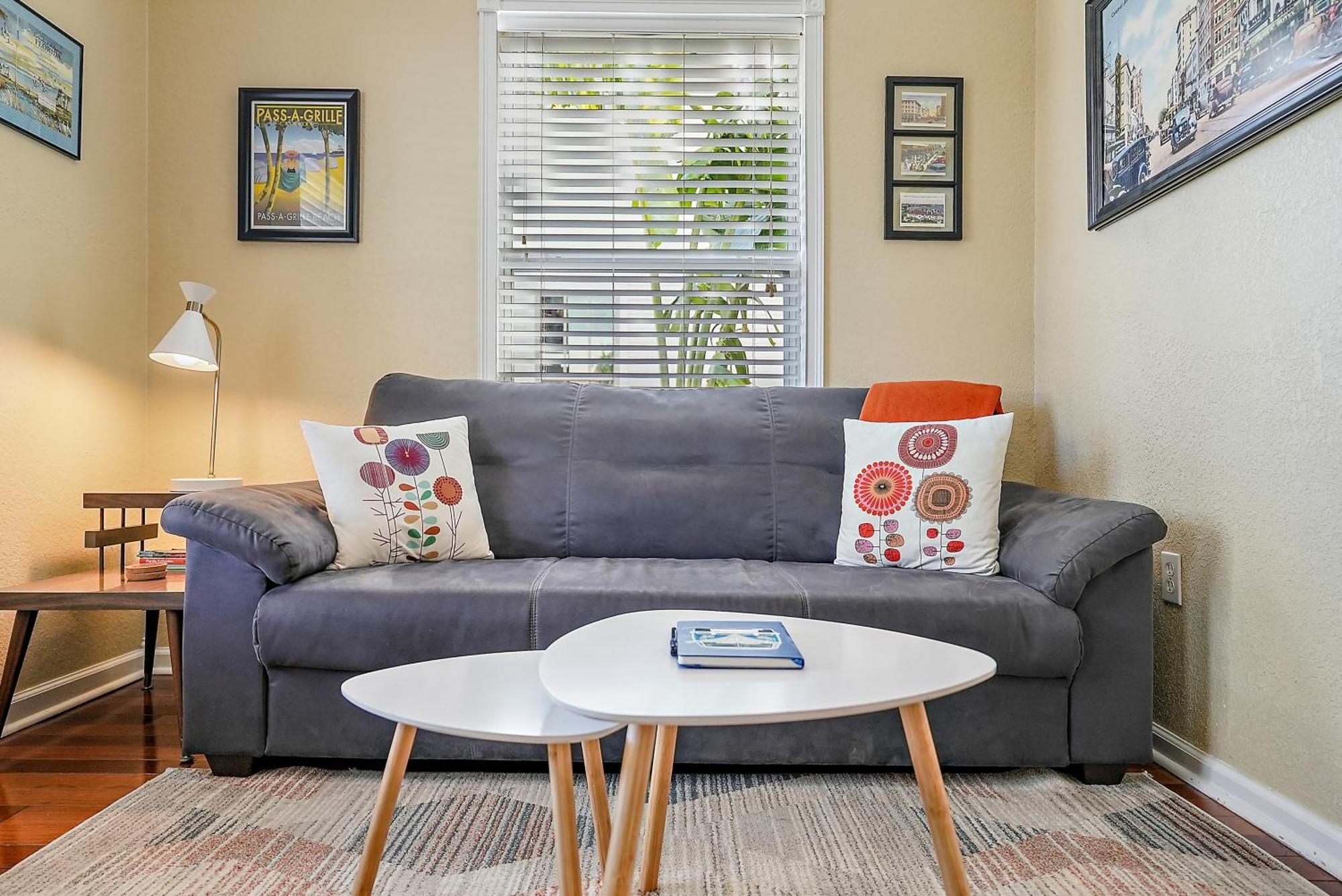 Retro Retreat In Dtsp - Explore The Downtown Area Αγία Πετρούπολη Εξωτερικό φωτογραφία
